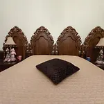 Lovely Classic Room